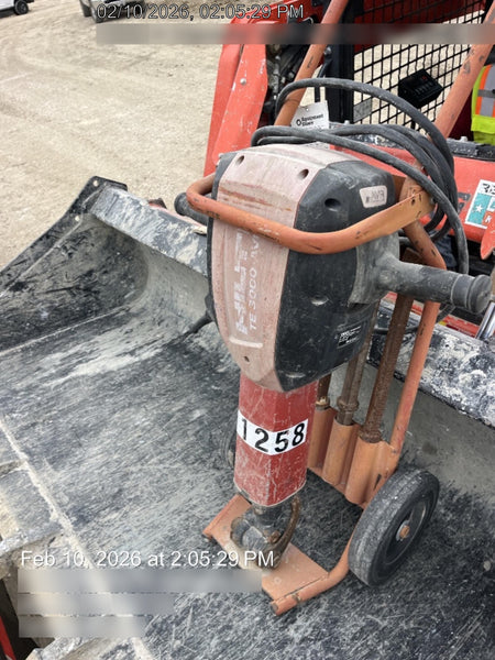 2020 HILTI TE 3000-AVR