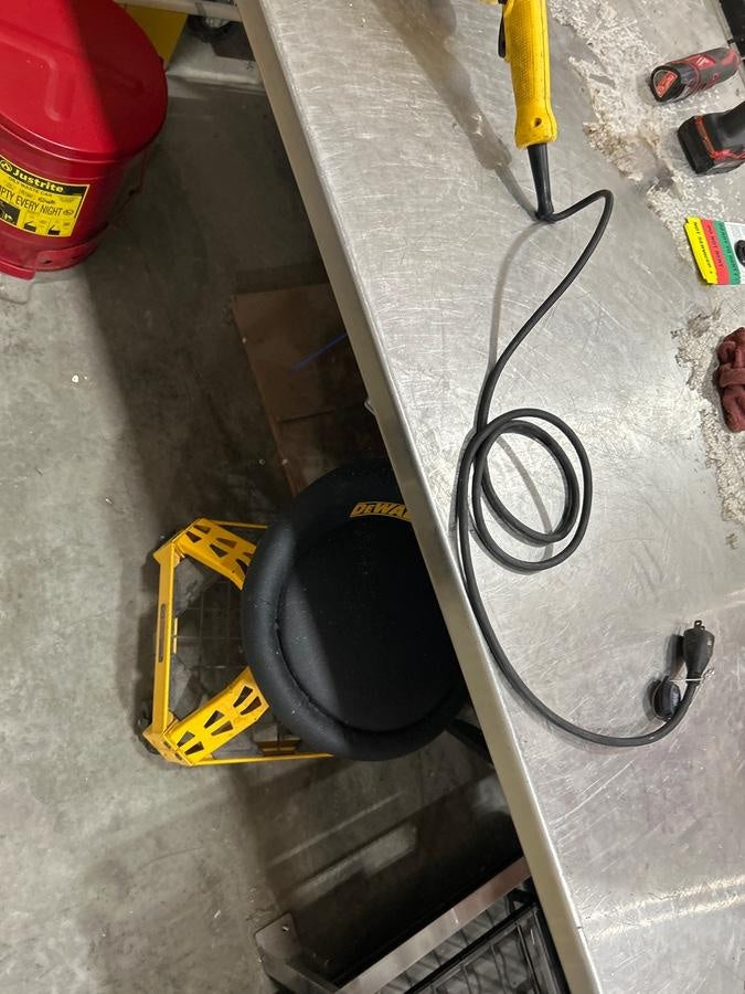 2024 DEWALT DWE4517