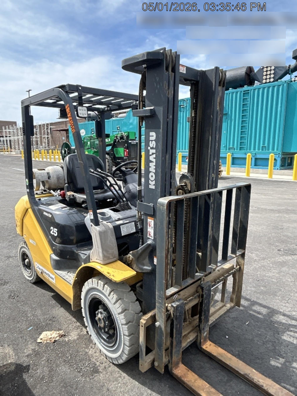 2021 KOMATSU FG25T-16 LP