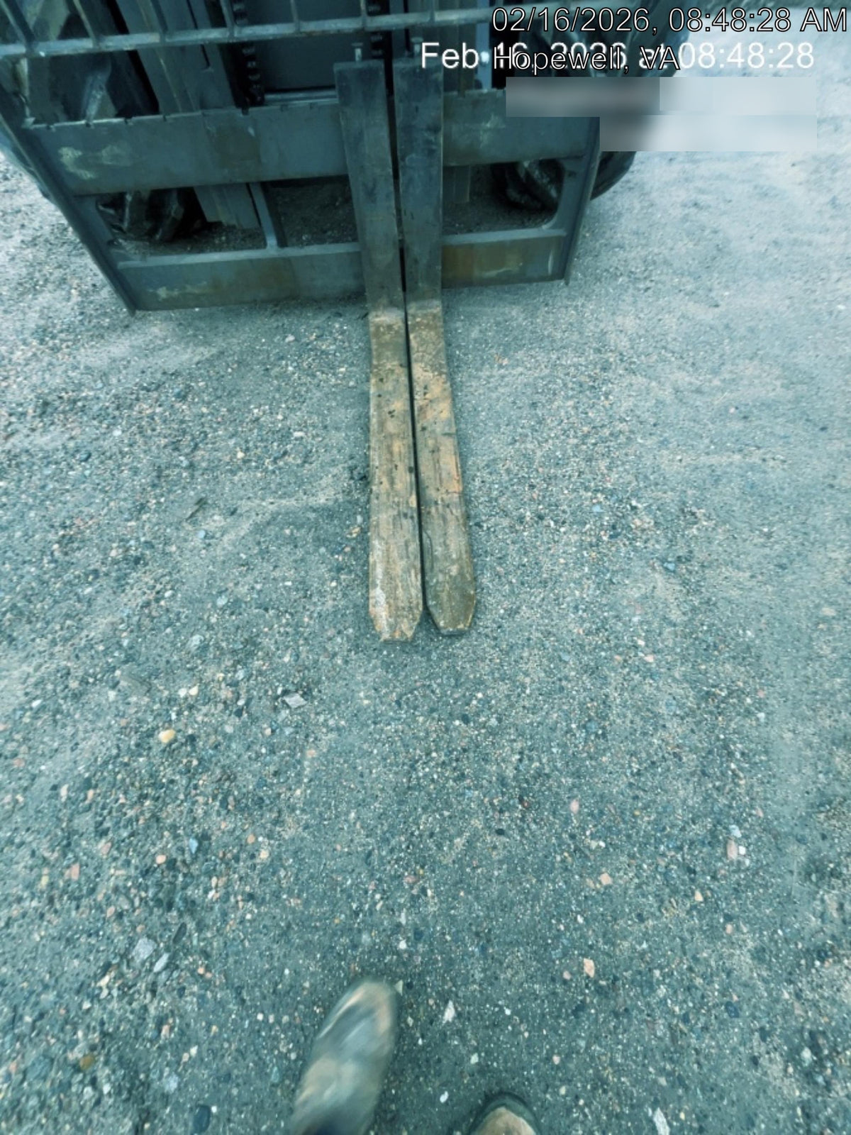 2023 CASE 588H