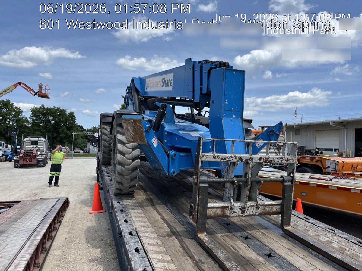 2017 GENIE GTH-1056