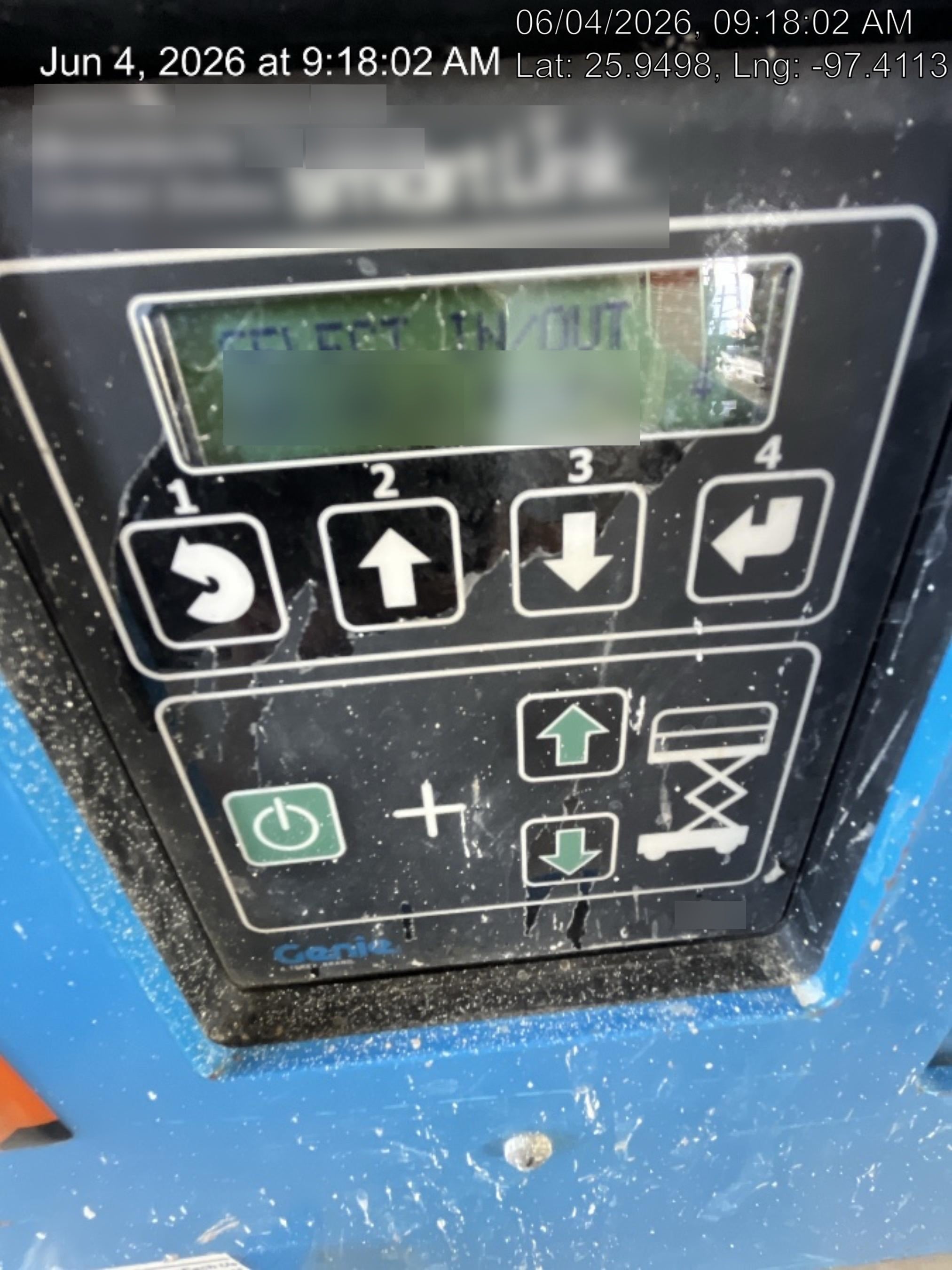2023 GENIE GS-2632