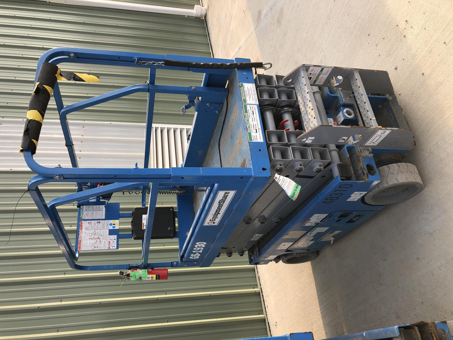 2019 Genie GS-1930 Fixed Rails with Chain Entry