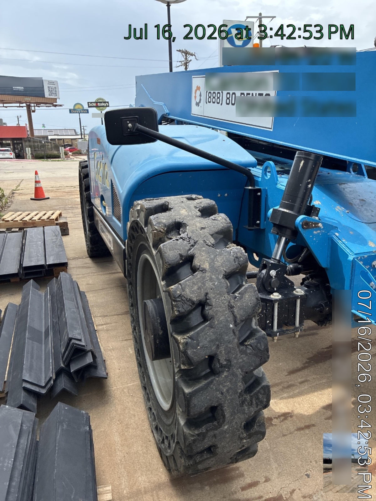 2023 GENIE GTH-844