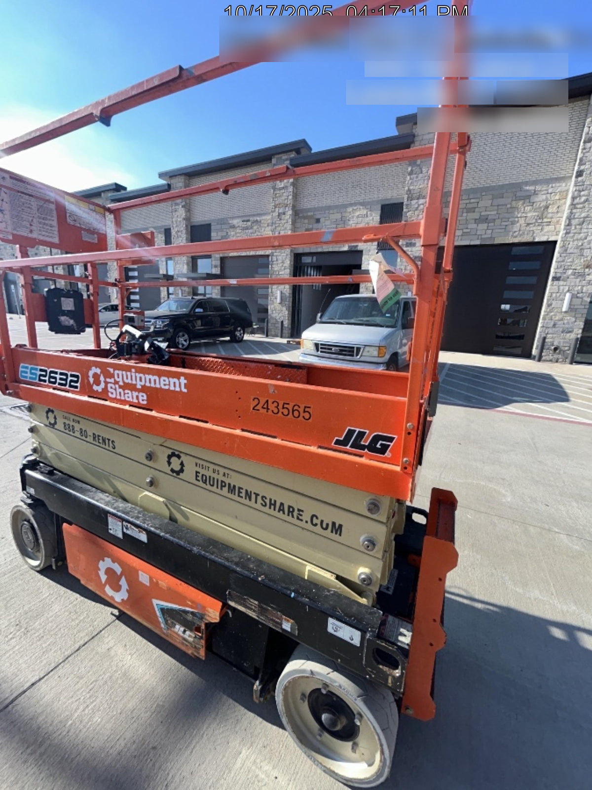 2022 JLG ES2632