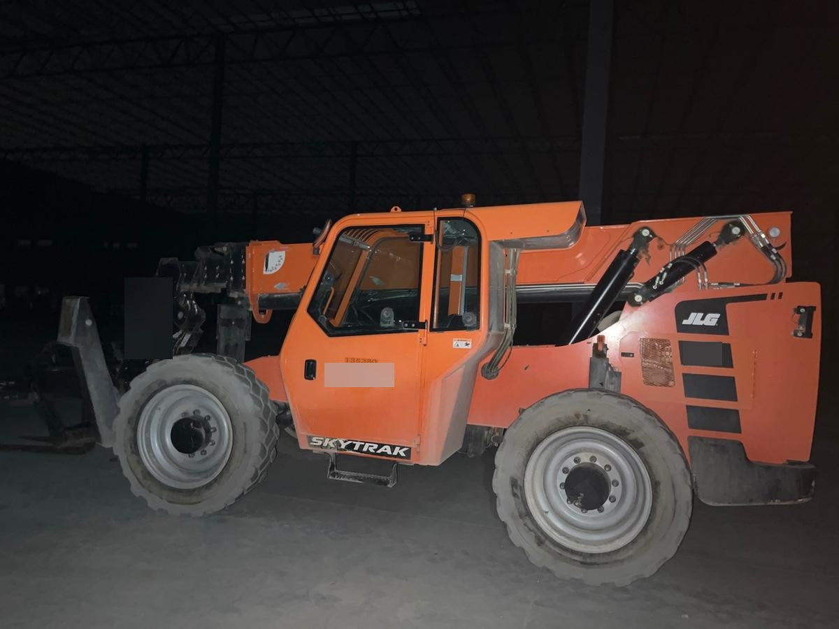 2021 SKYTRAK 10054