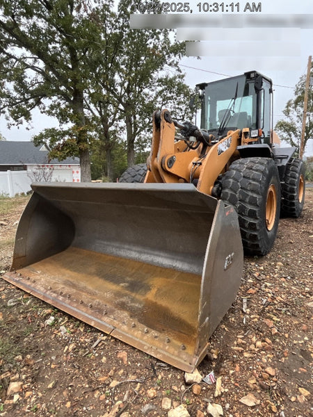 2015 CASE 821F