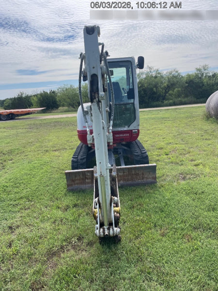 2024 TAKEUCHI TB235-2CR