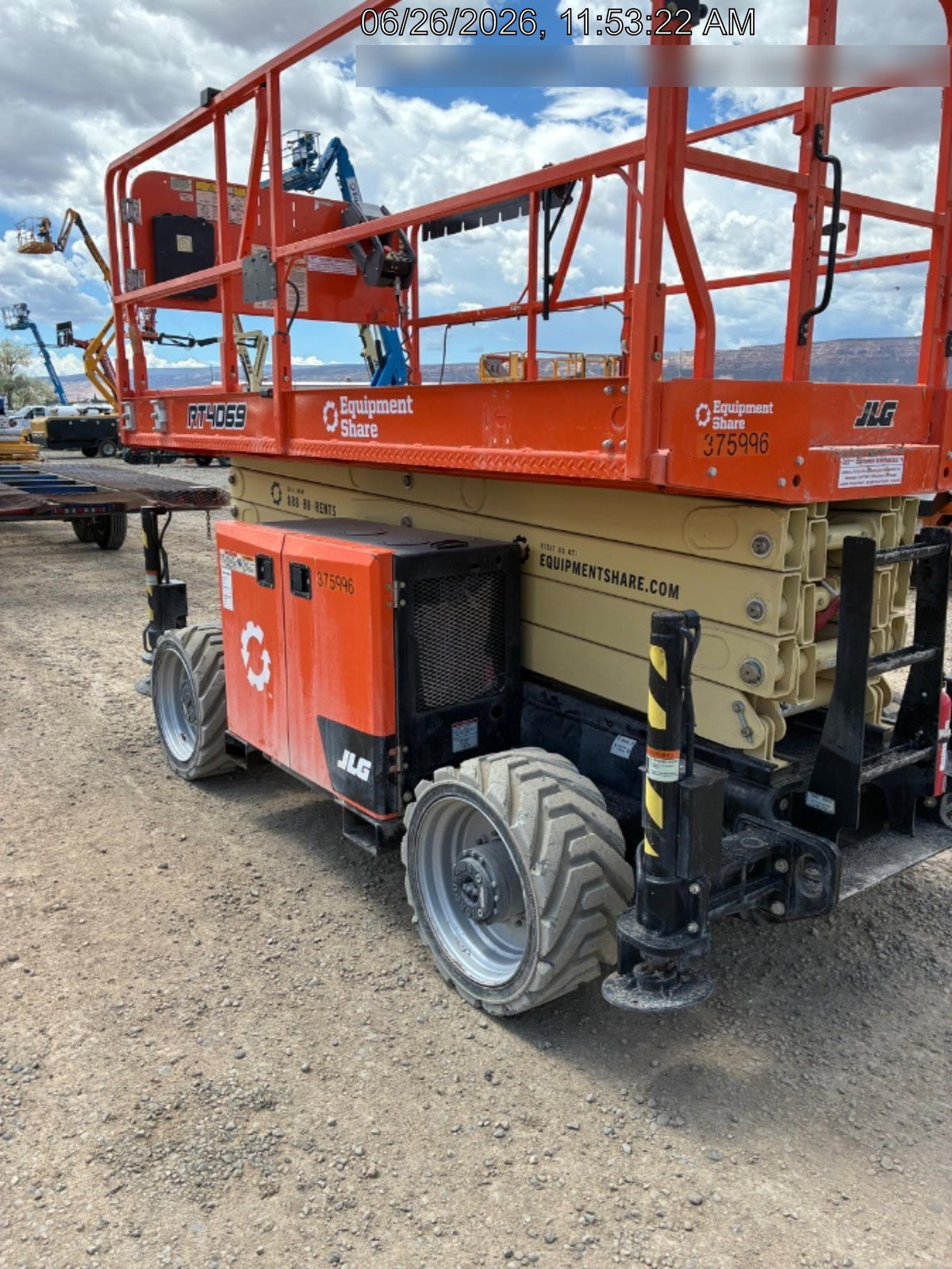2023 JLG RT4069