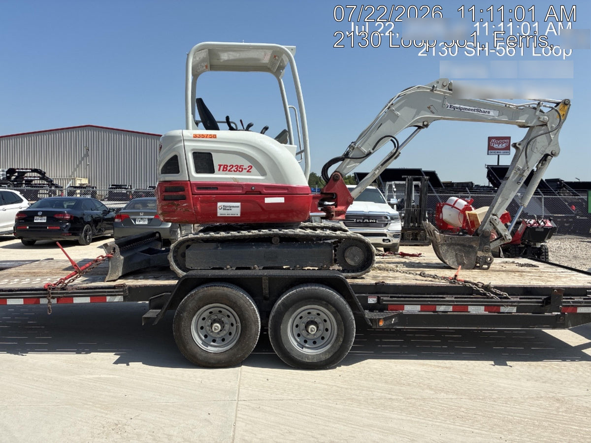 2023 TAKEUCHI TB235-2R