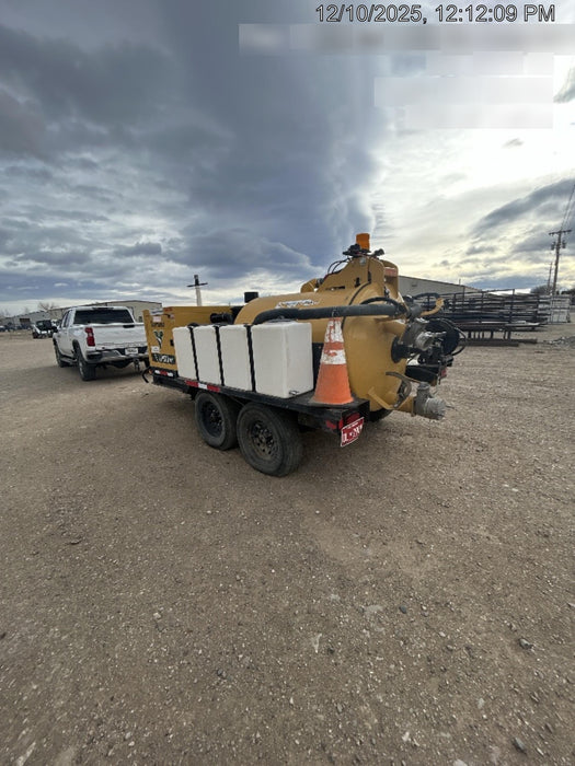 2023 Vac-Tron LP573XDT T4 Koehler Diesel Engine, 500 Gallon Debris Tank, x2 100 Gallon Water Tanks