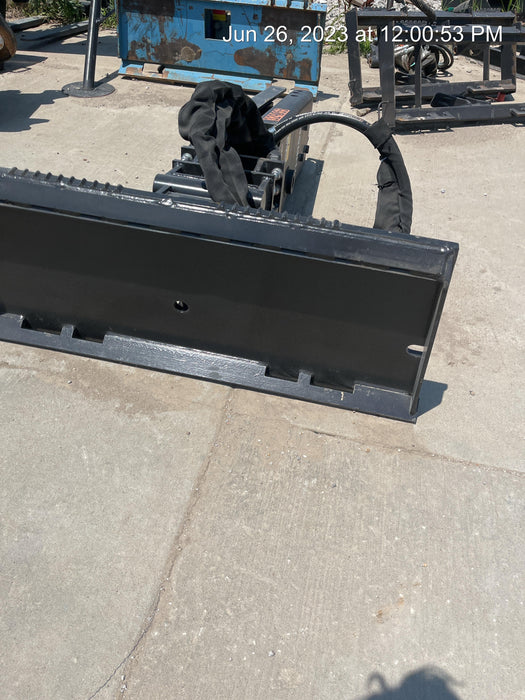 2024 HURRICANE THB550