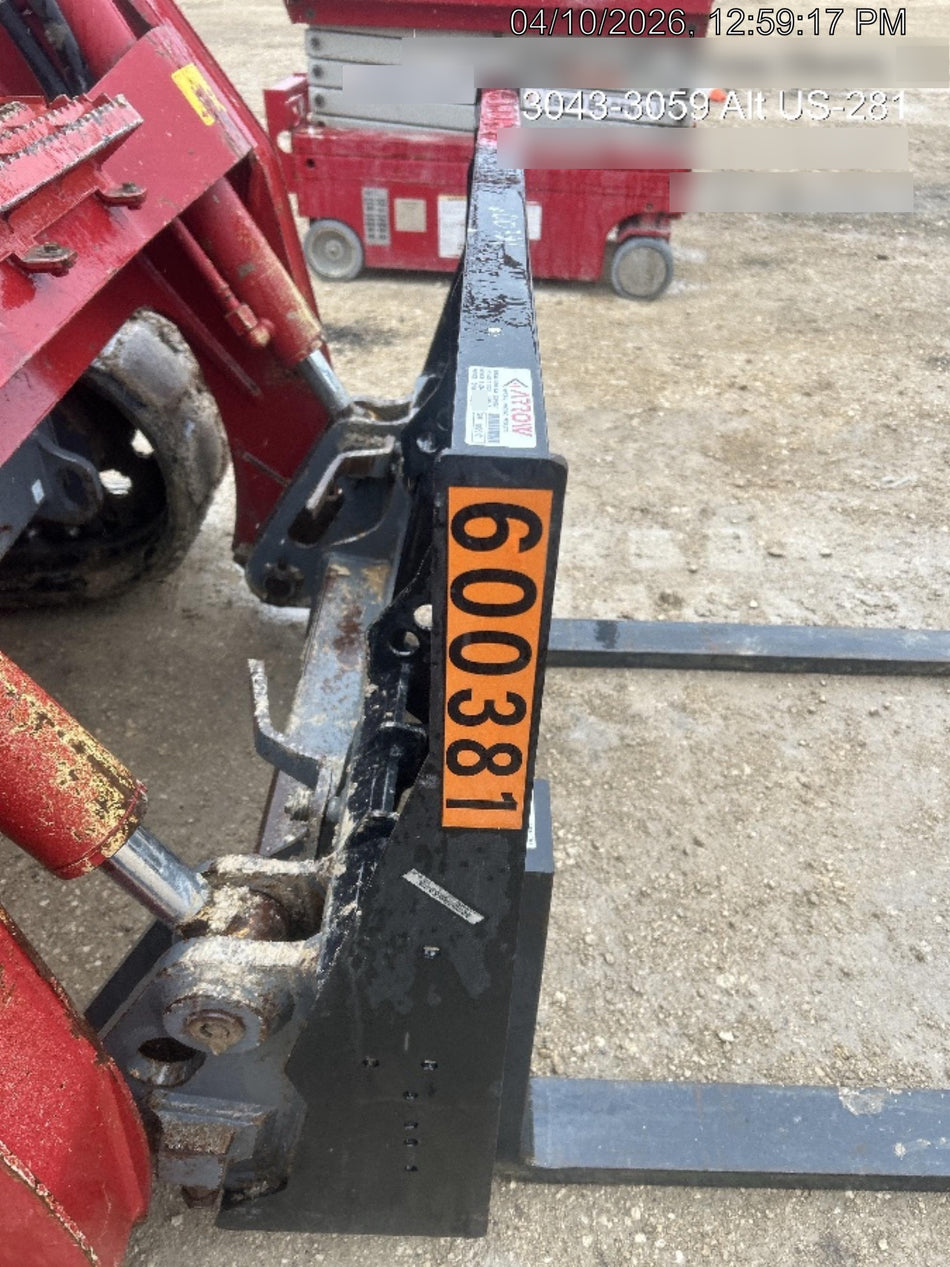 2025 ARROW MATERIAL HANDLING 24" Pallet Fork Frame