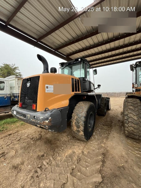 2021 CASE 721G