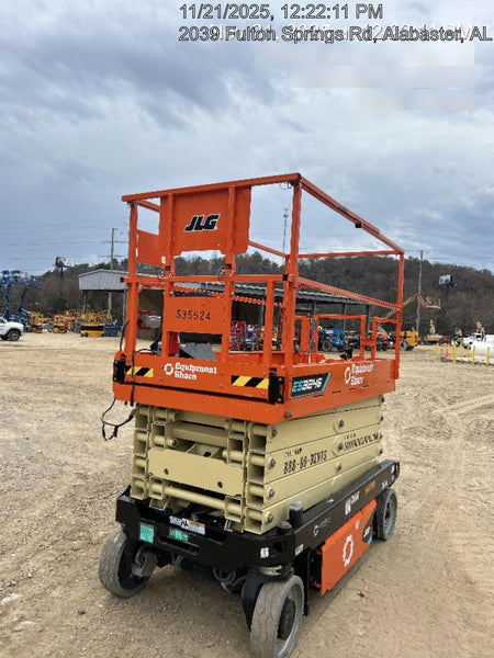 2025 JLG ES3246