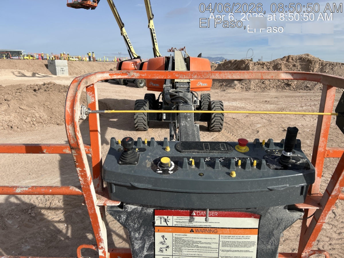 2023 JLG 660SJ
