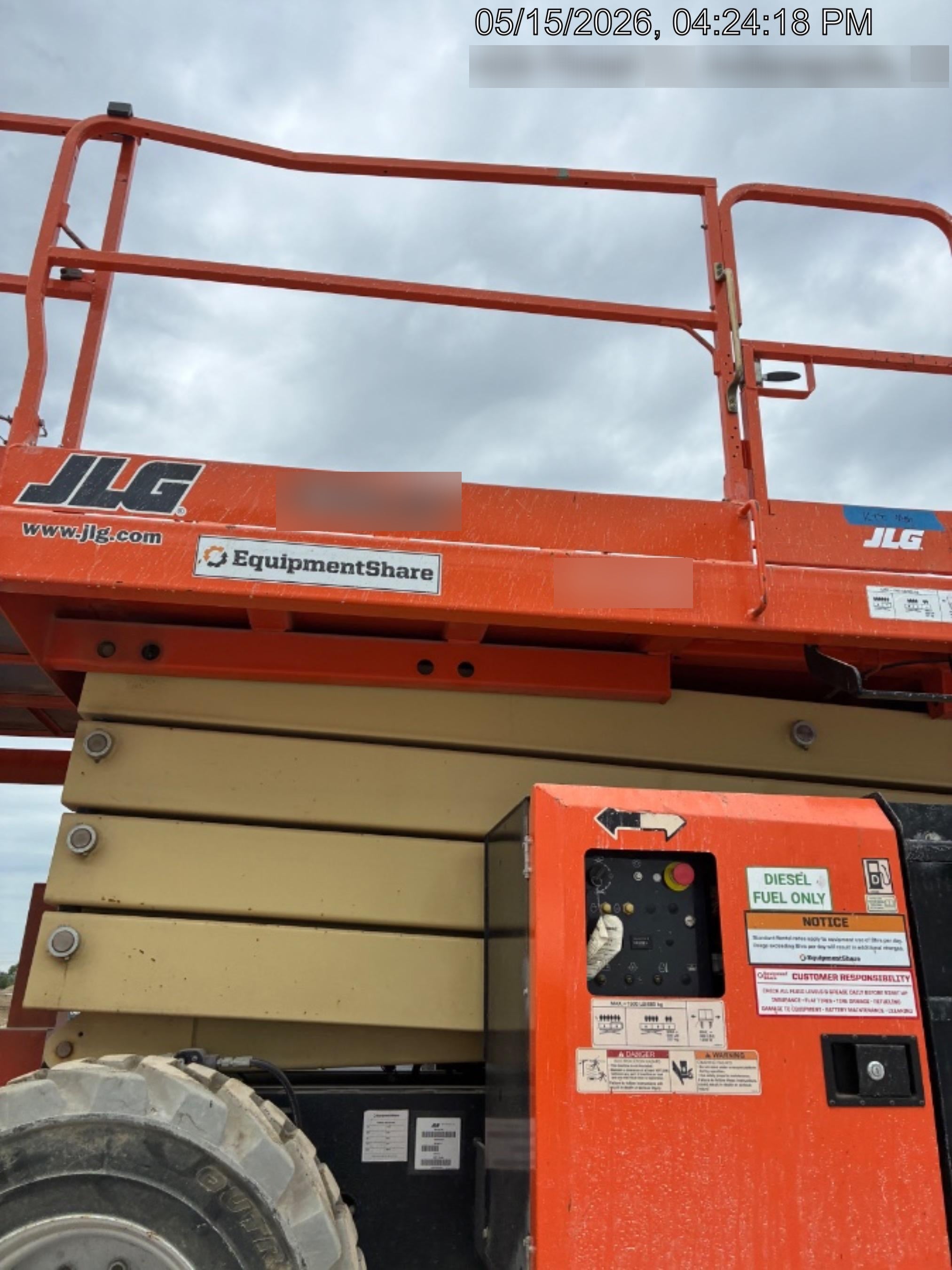 2019 JLG 430LRT