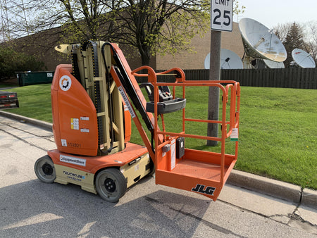 2021 JLG 26E
