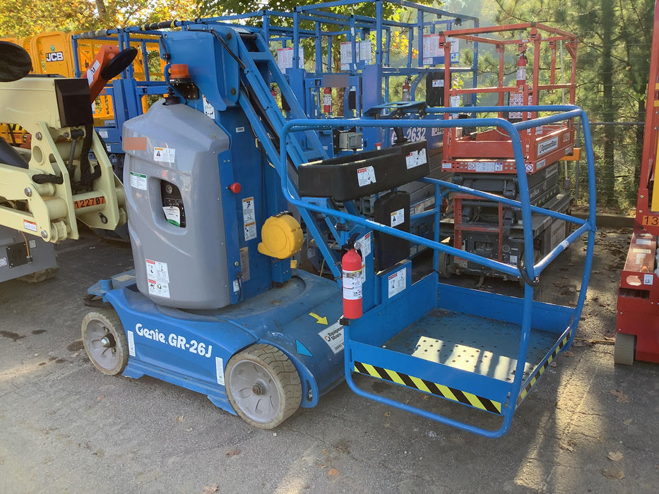 2020 GENIE GR-26J