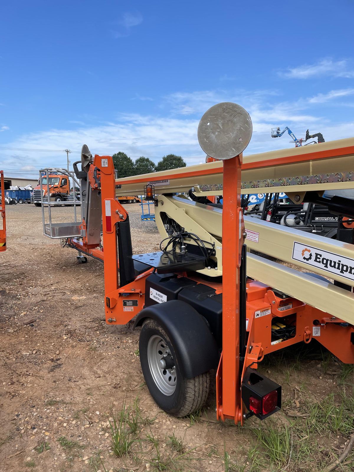 2022 JLG T500J