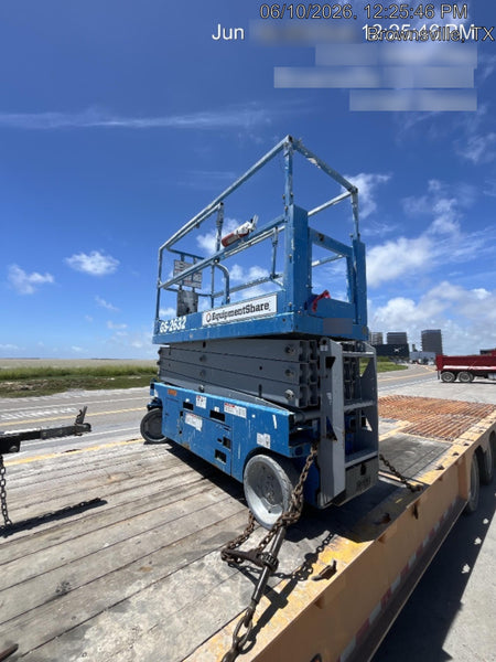 2023 GENIE GS-2632