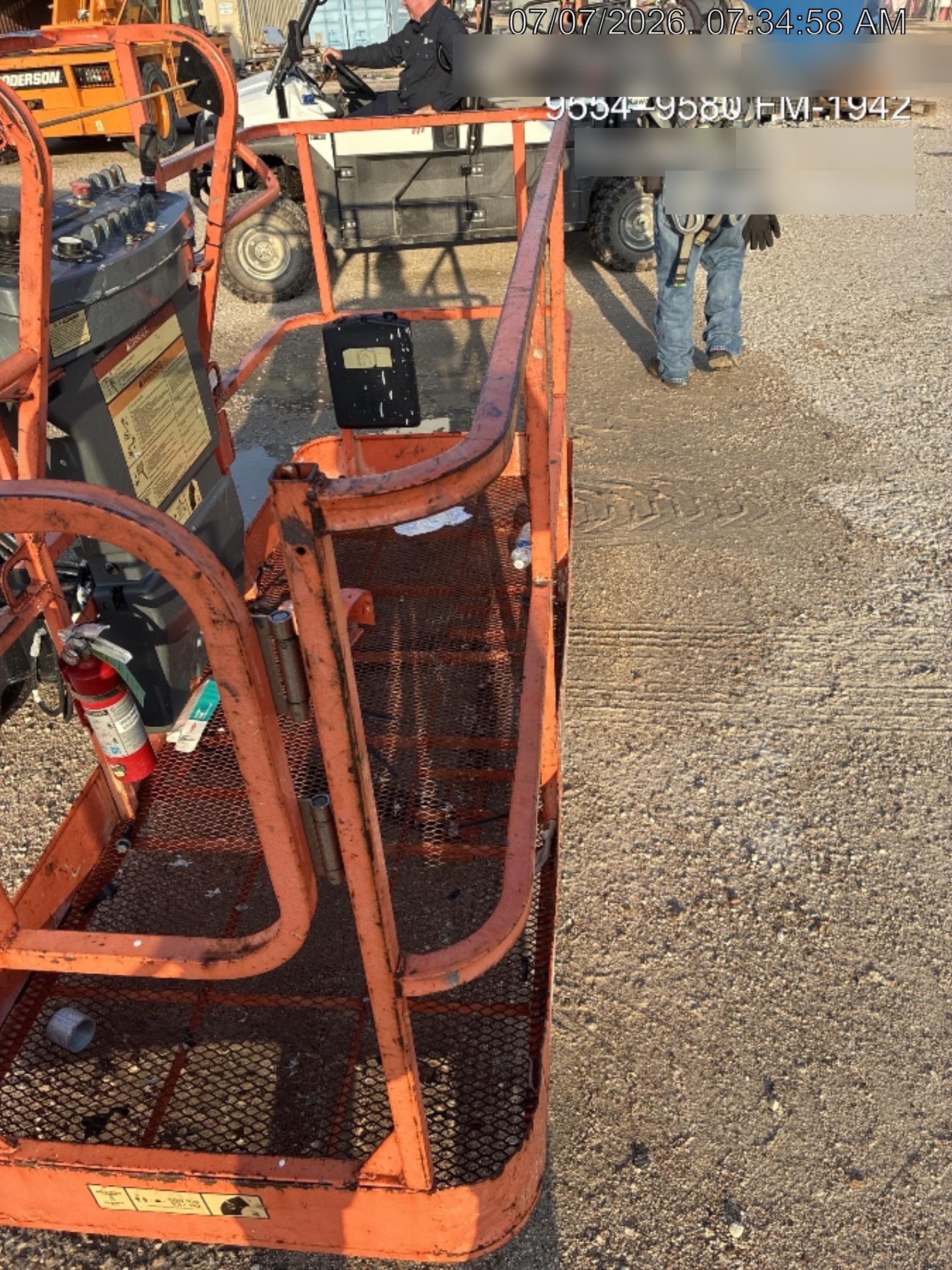 2019 JLG 600AJ