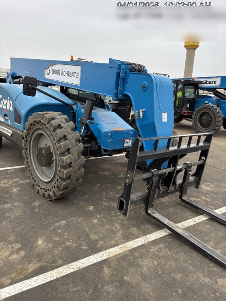 2022 GENIE GTH-844