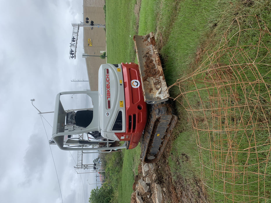 2020 TAKEUCHI TB250-2