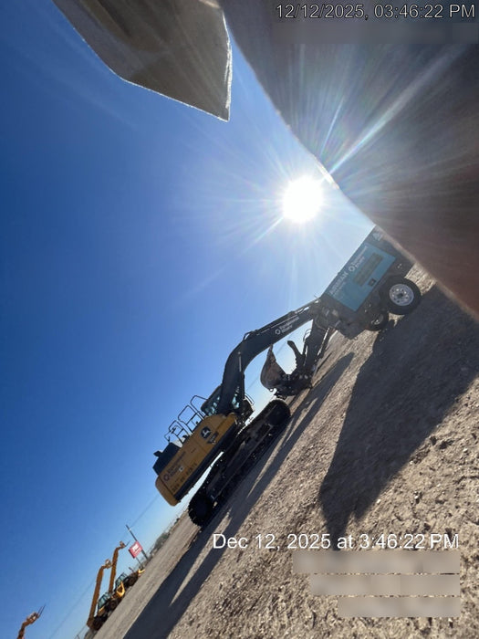 2019 JLG 1255 JLG 1255 T4F w/Full Cab, HVAC, Solid Tires, Work Lights/Beacon, 60" Carriage/Forks