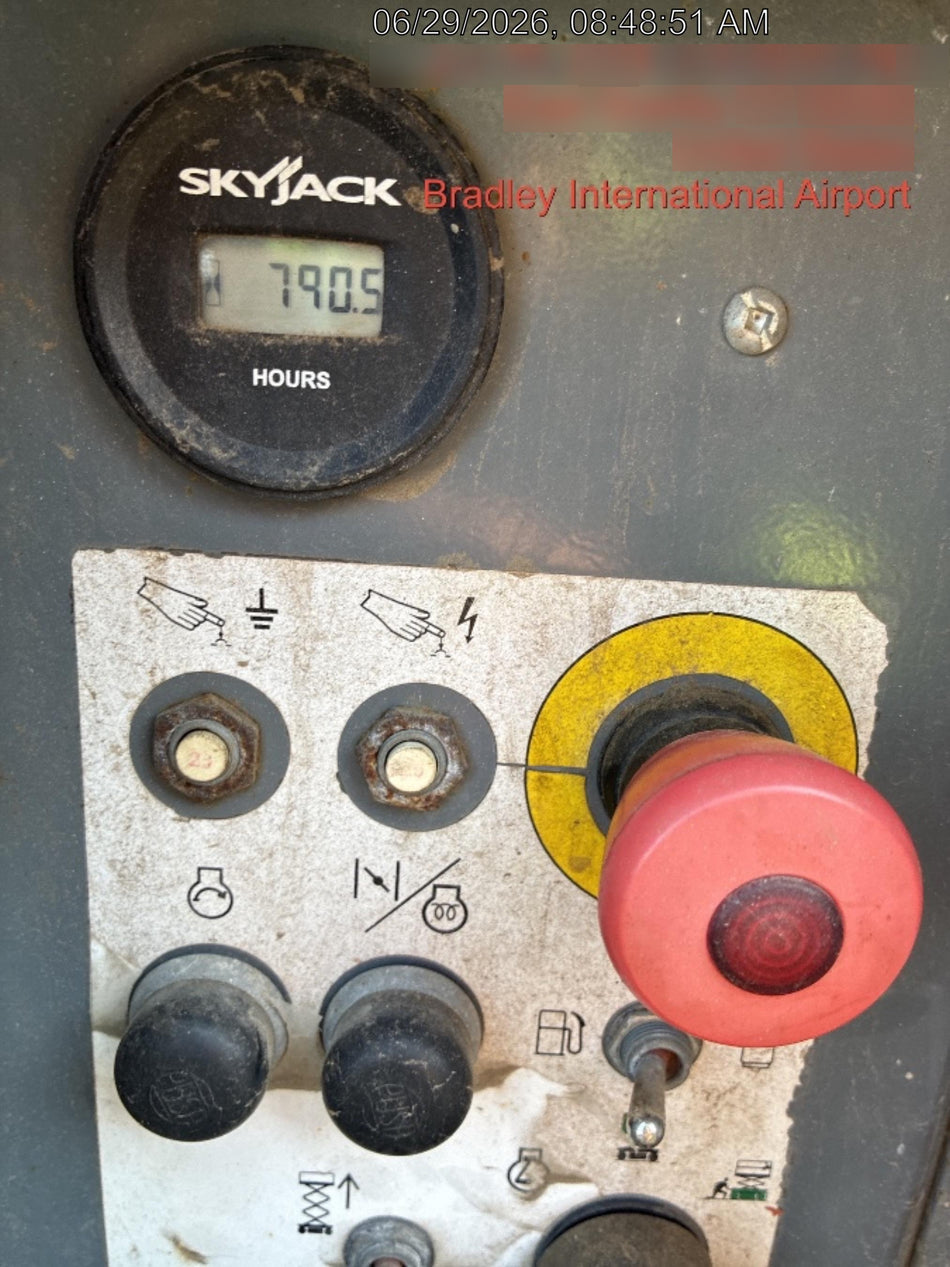 2018 SKYJACK SJ6826 RT