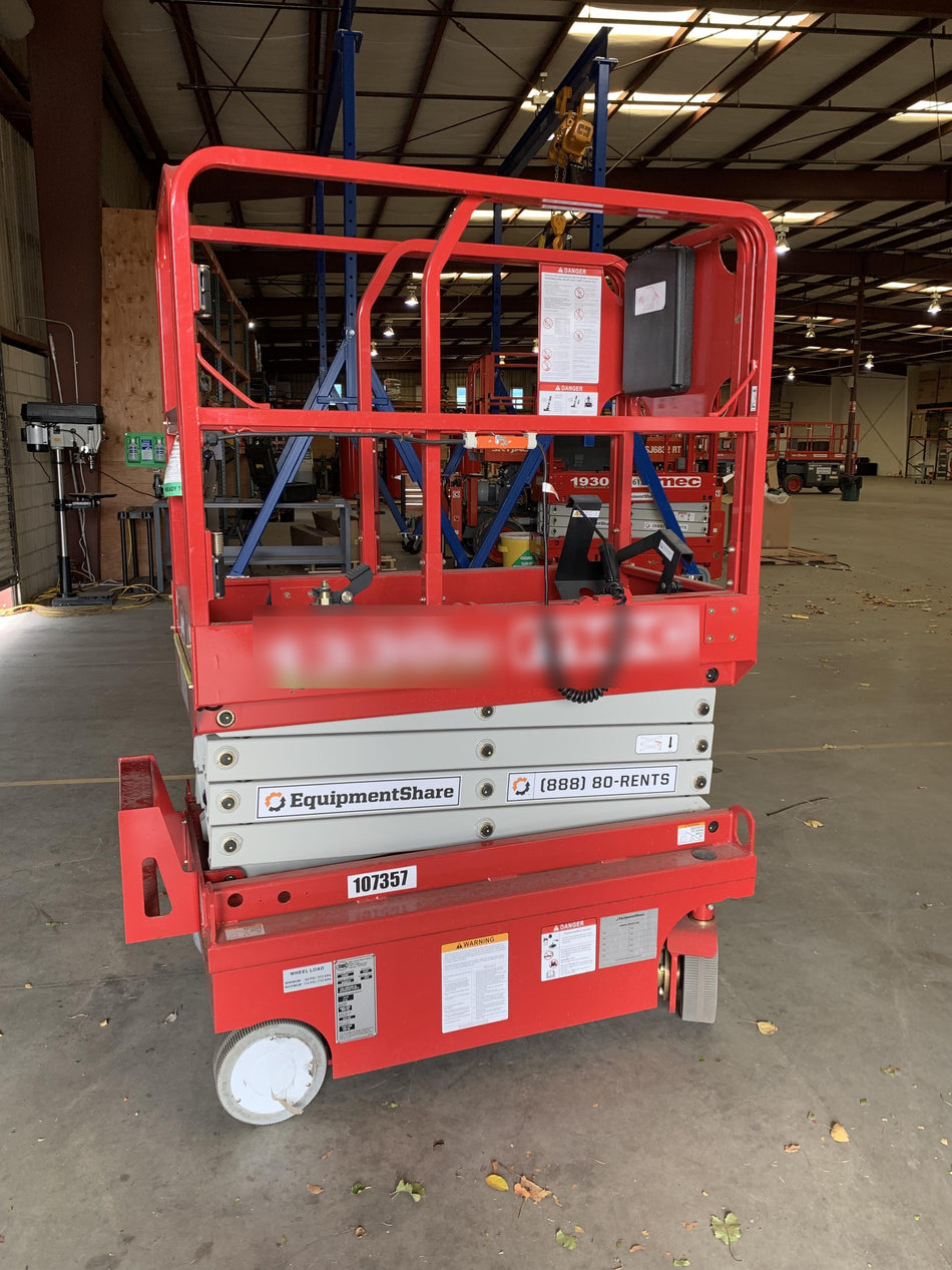 2020 MEC 1330SE Solid NM Tires, Steel Swing out Doors, LCS, Beacon, 900W Inverter