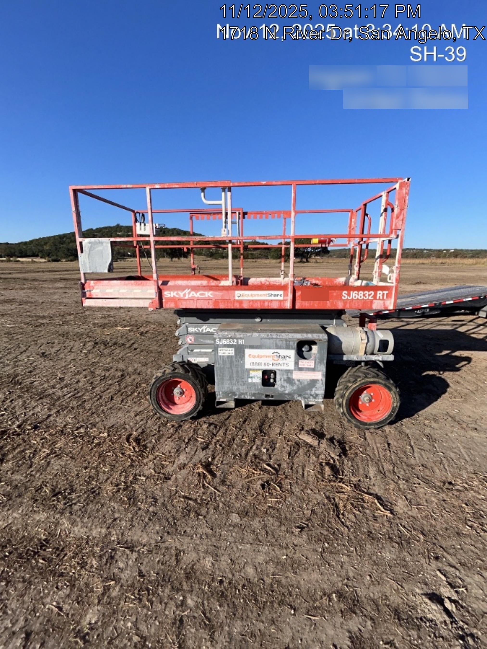 2018 SKYJACK SJ6832 RT