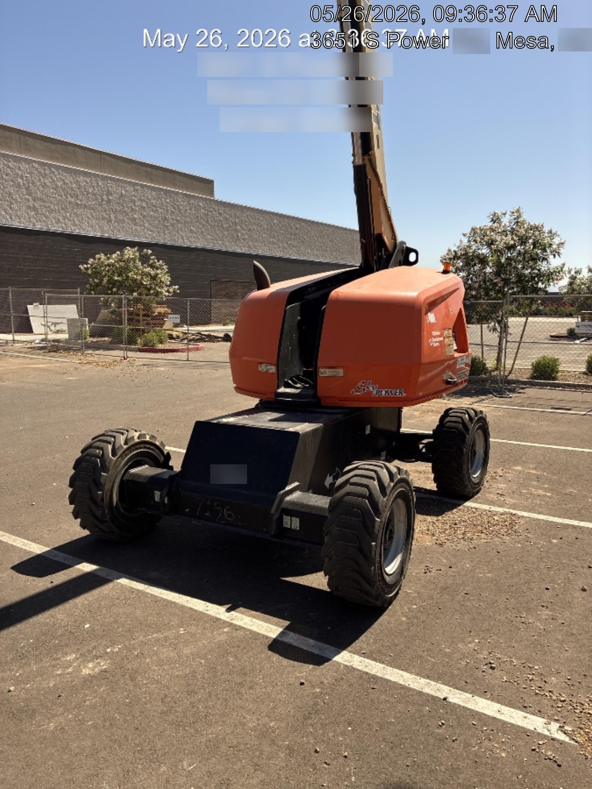 2023 JLG 460SJ