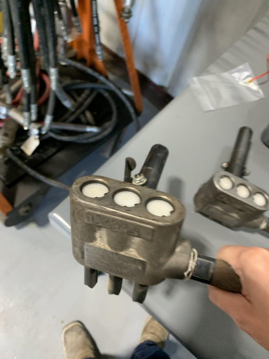 2020 MICHIGAN PNEUMATIC T3