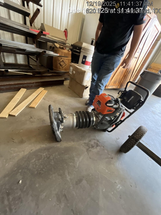 2025 HUSQVARNA LT6005