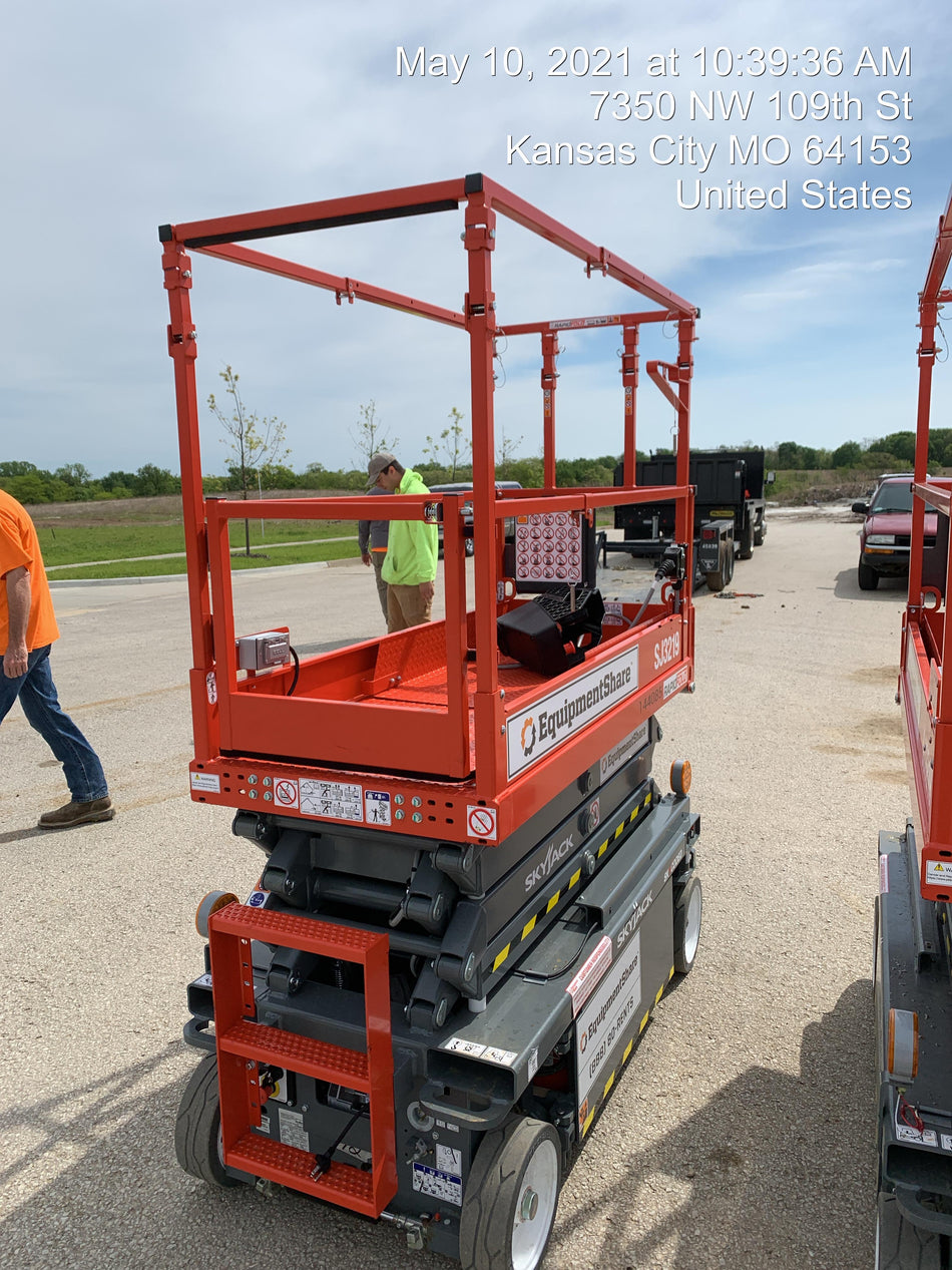 2021 SKYJACK SJ3219
