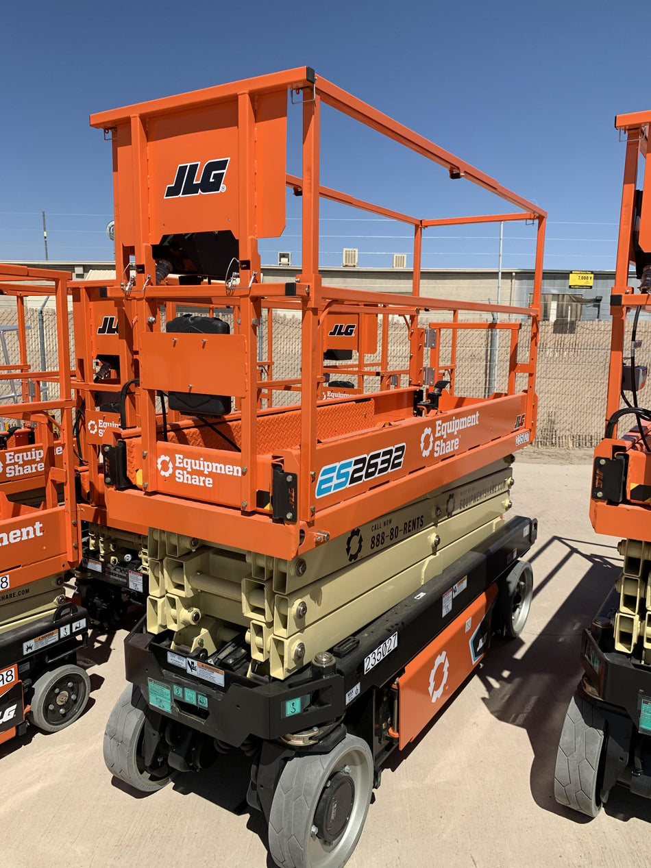 2022 JLG ES2632