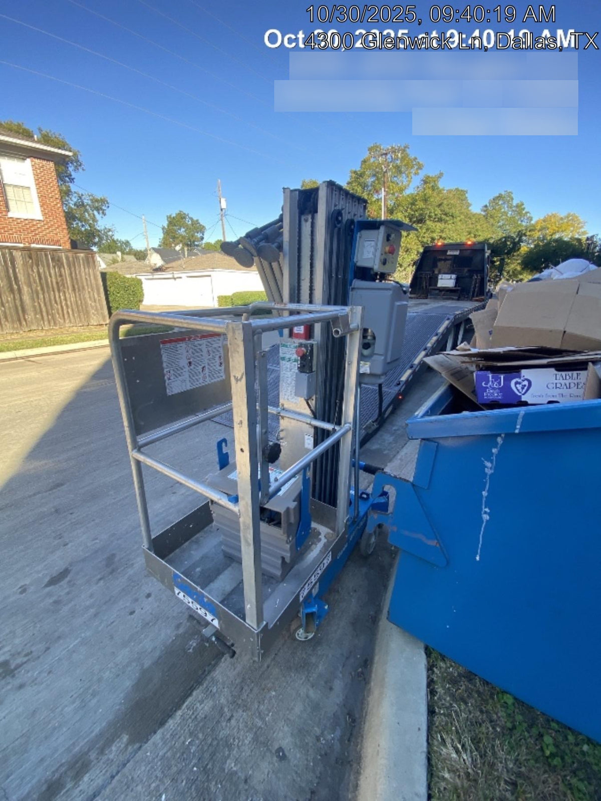 2019 GENIE AWP-30S