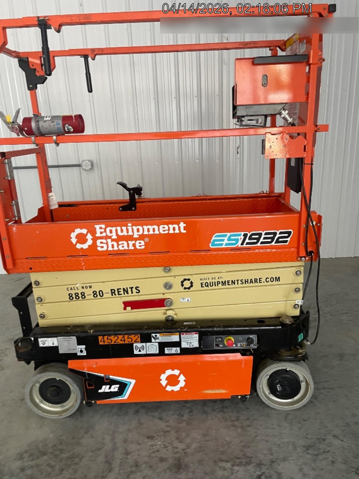 2024 JLG ES1932
