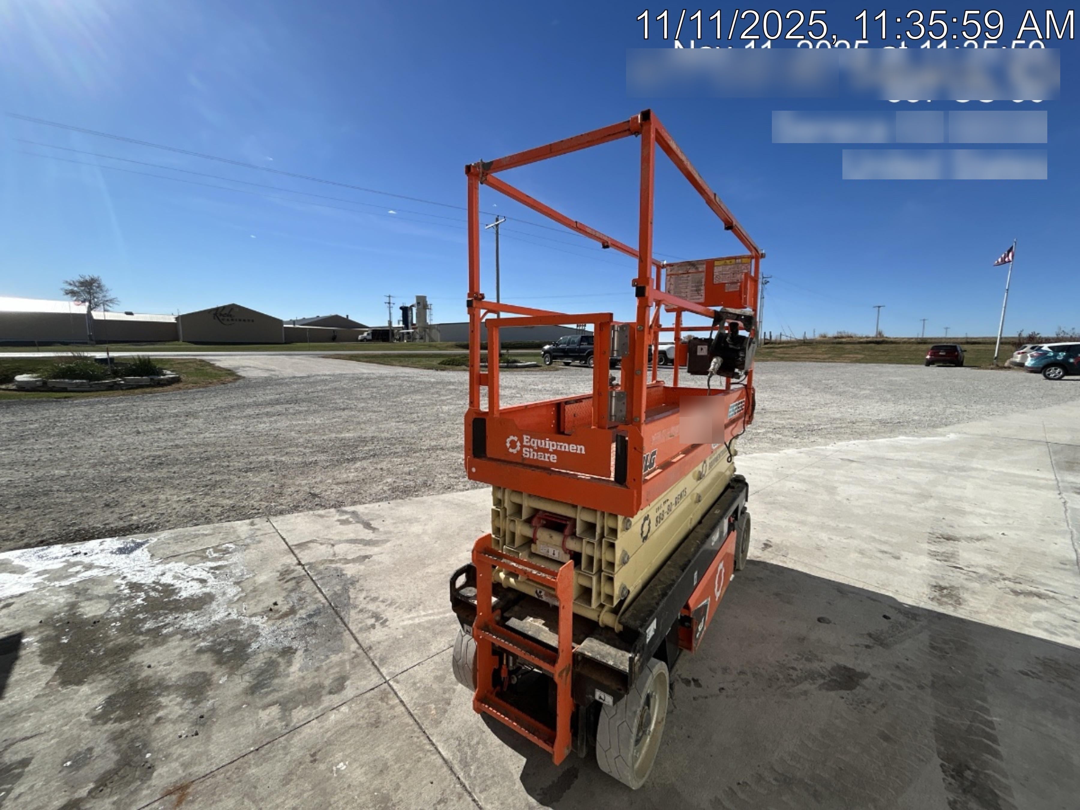 2022 JLG ES2632
