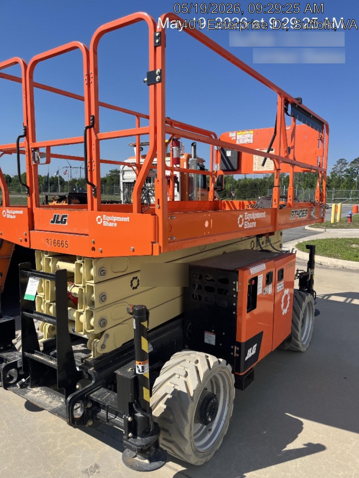 2023 JLG RT4069
