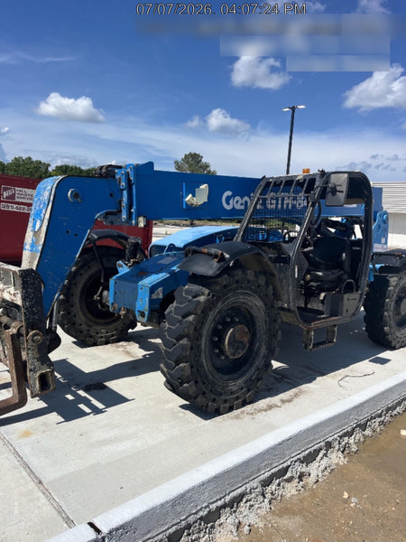 2017 Genie GTH-844 Diesel Engine, Solid Tires, 60" Carriage, Open ROPS