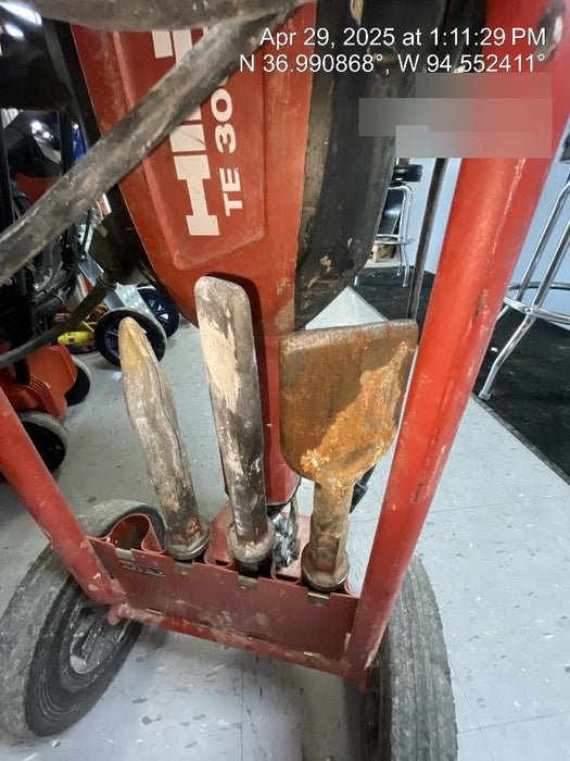 2020 HILTI TE 3000-AVR