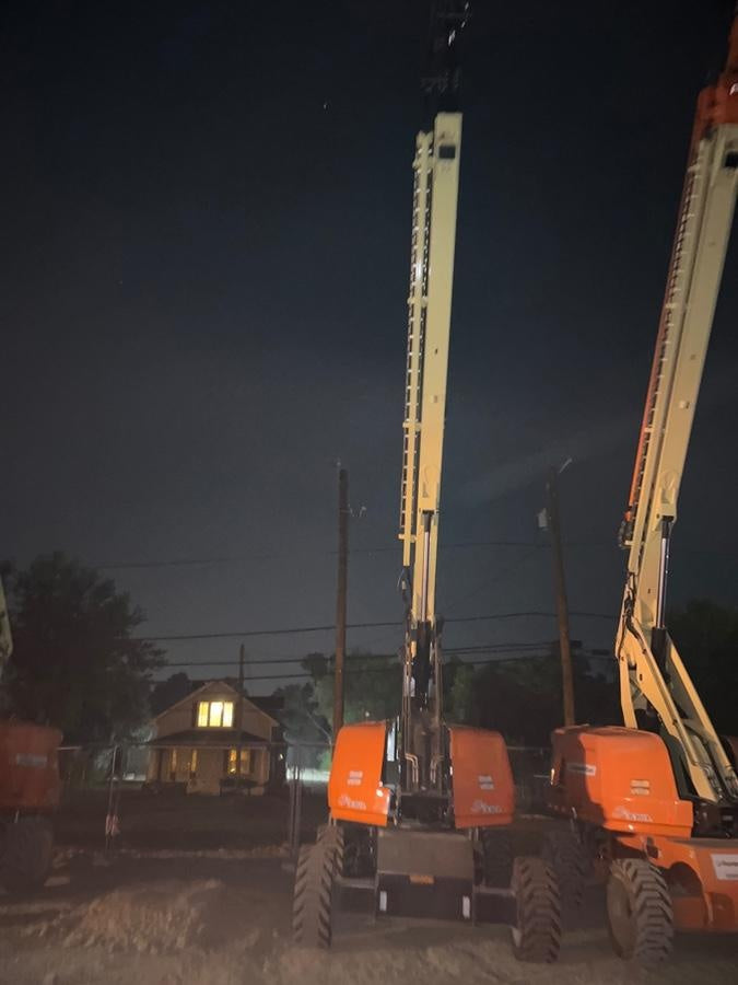 2025 JLG 660SJ