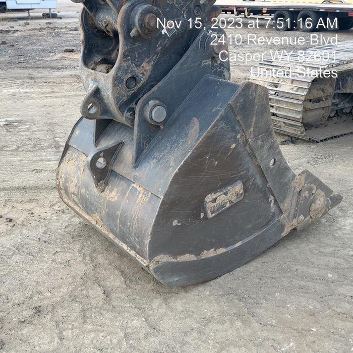 2019 DOOSAN 42" Excavator Bucket