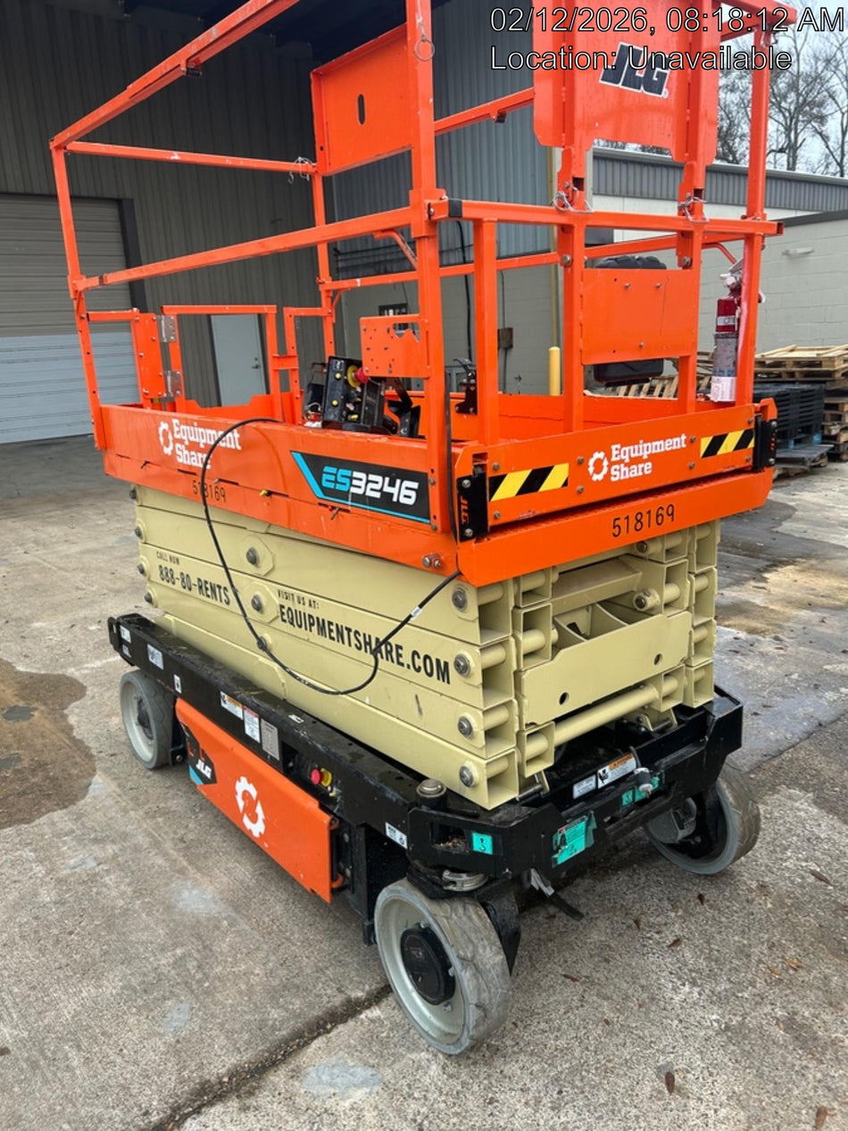 2025 JLG ES3246