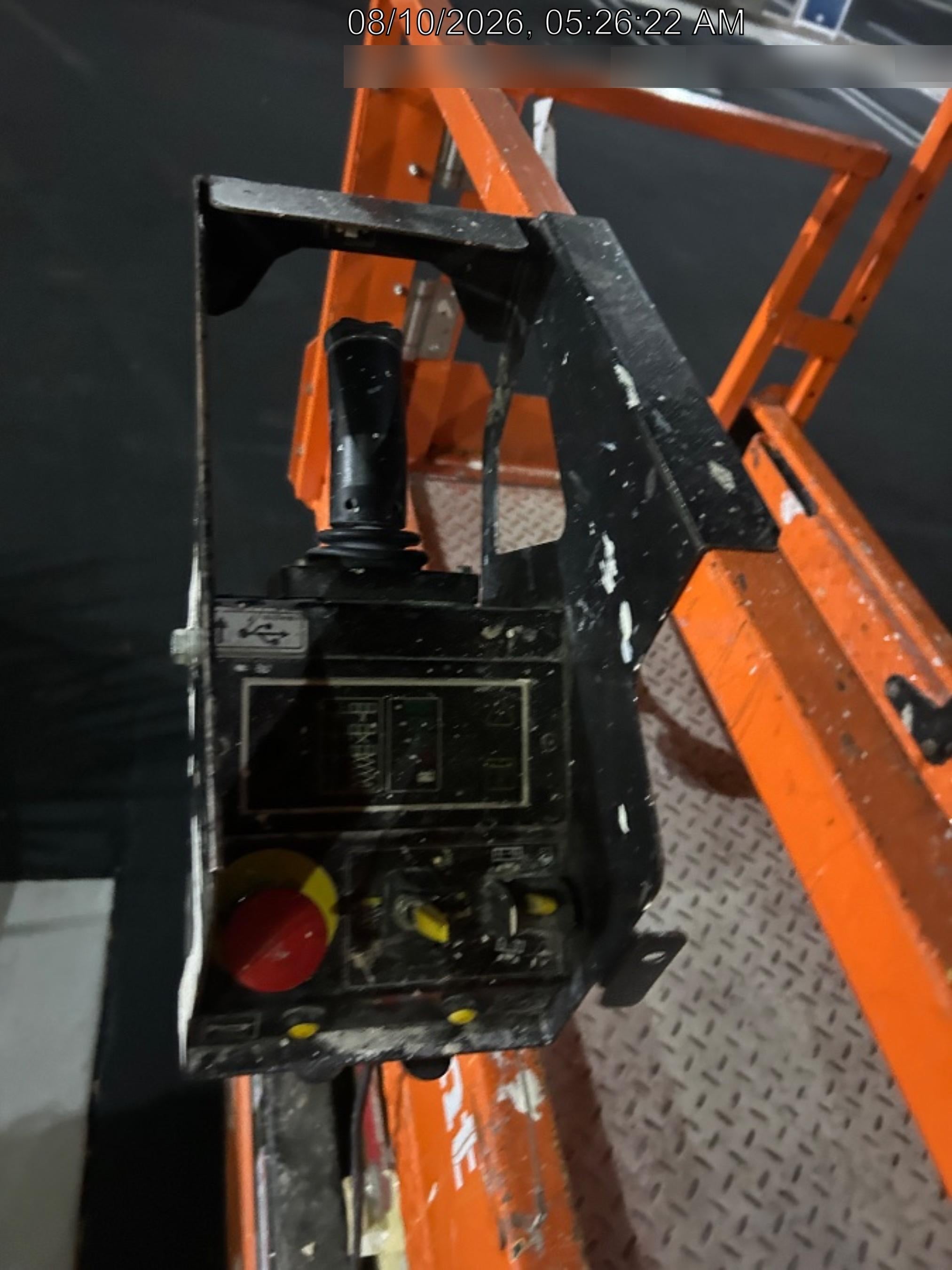 2023 JLG ES1932