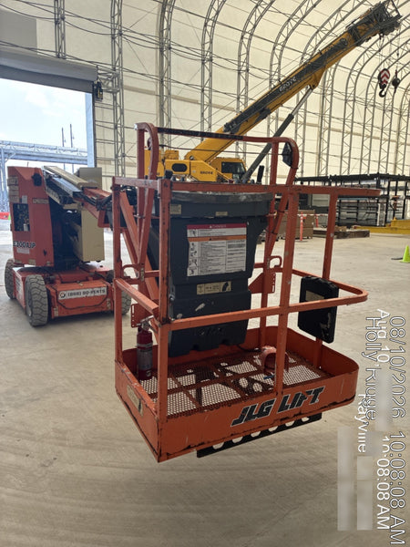 2019 JLG E300AJP