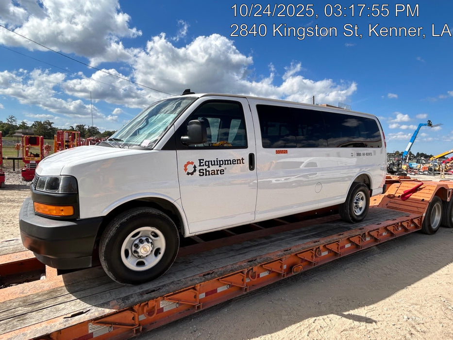 2025 CHEVROLET Express Van - Rental