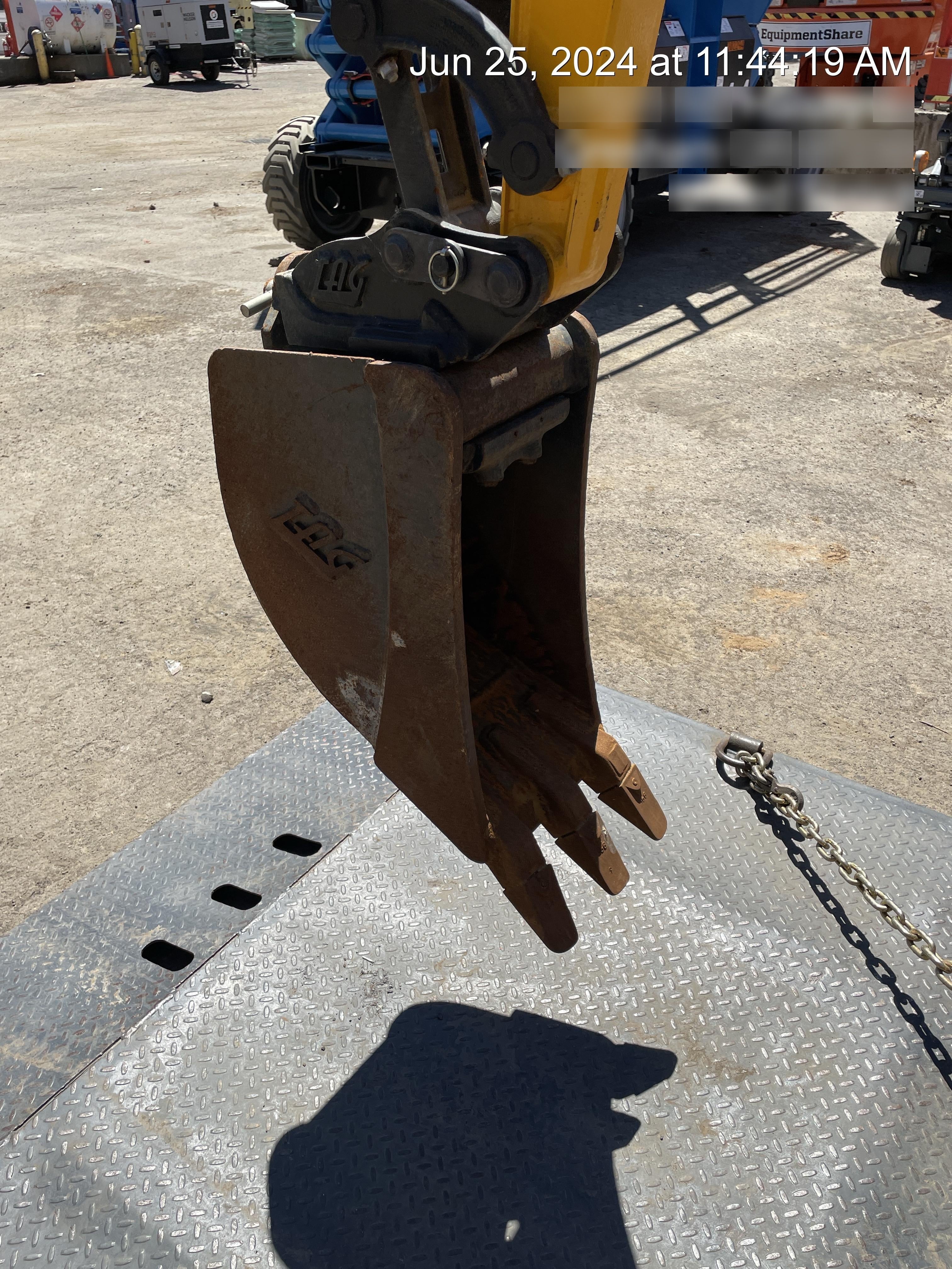 2022 TAG MANUFACTURING 12" Bucket, Mini Excavator - Tag